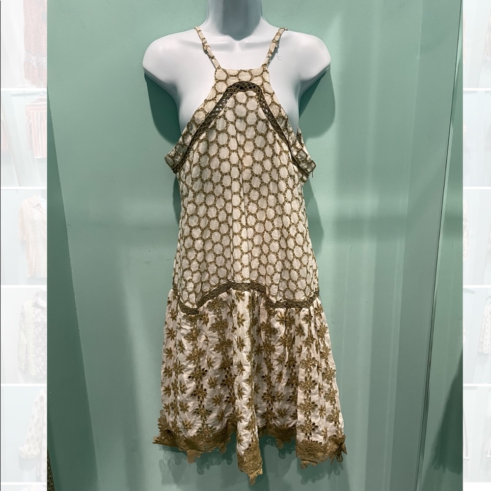 Short dress